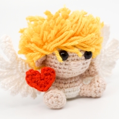 Mini Amor amigurumi by Supergurumi