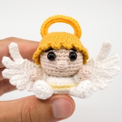 Mini Angel amigurumi pattern by Supergurumi