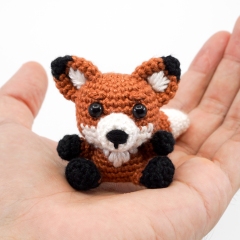 Mini Fox amigurumi pattern by Supergurumi