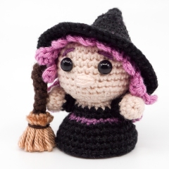 Mini Good Witches amigurumi by Supergurumi