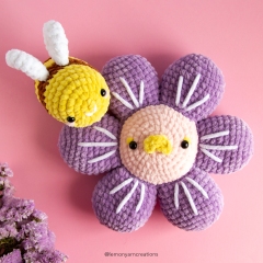 Daisy and Bee amigurumi pattern by Lemon Yarn Creations