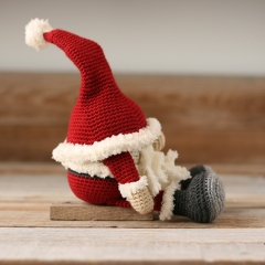 Santa Gnome amigurumi by Jen Hayes Creations