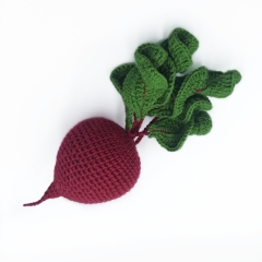 Beetroot - Play food vegetable amigurumi by Mommys Bunny Crafts