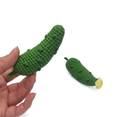 Cucumber - Play food vegetable amigurumi by Mommys Bunny Crafts