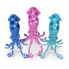 Sandy the squid amigurumi by Janine Holmes at Moji-Moji Design