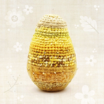 GOLDEN EGG amigurumi pattern by Maiiou