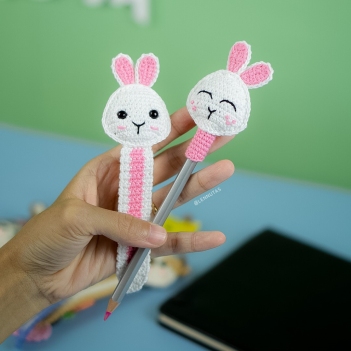 Bunny Bookmark amigurumi pattern