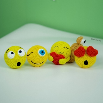 Cute Emojis 3D amigurumi pattern by Lennutas