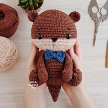 Romeo, the otter amigurumi pattern by Ana Maria Craft