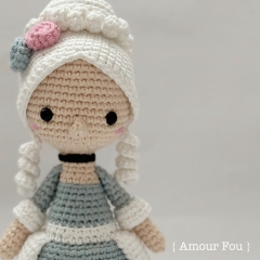 Marie Antoinette amigurumi pattern by Amour Fou