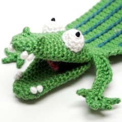 Crocodile Bookmark amigurumi by Supergurumi