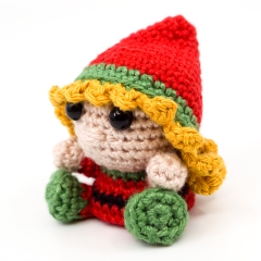 Mini Female Christmas Elf amigurumi by Supergurumi