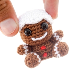 Mini Gingerbread Man amigurumi pattern by Supergurumi