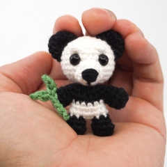 Mini Noso Panda amigurumi pattern by Supergurumi