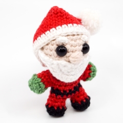 Mini Noso Santa Claus amigurumi by Supergurumi