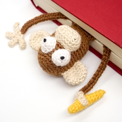 Monkey Bookmark amigurumi pattern by Supergurumi