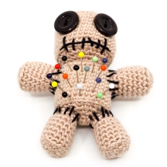 Voodoo Doll Pincushion amigurumi by Supergurumi