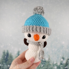 Frostbert the Snowman amigurumi by Storyland Amis