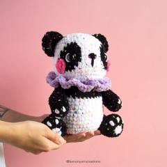 Polly the Panda amigurumi pattern by Lemon Yarn Creations