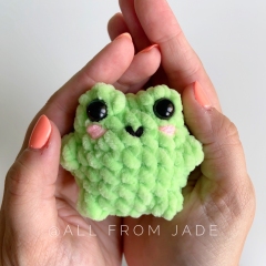 Chubby Frogs - No sew amigurumi pattern by All From Jade