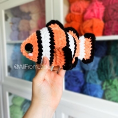 Clover the Clown Fish - No sew amigurumi pattern by All From Jade