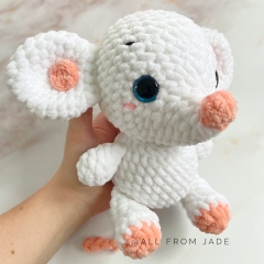 Sara the Mouse amigurumi by All From Jade