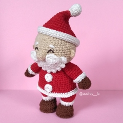 Happy Santa Claus amigurumi pattern by Audrey Lilian Crochet