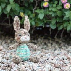 Beans the Easter Egg Bunny amigurumi pattern by SarahDeeCrochet