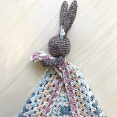 Mimi the Bunny Lovey amigurumi by SarahDeeCrochet