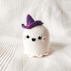 Boo the Ghost in his Cauldron amigurumi pattern by EMI Creations by Chloe