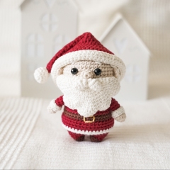 Mr. Santa Claus amigurumi pattern by EMI Creations by Chloe