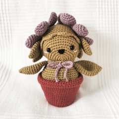 Plant Heads: Cora the Cosmos  amigurumi by EMI Creations by Chloe