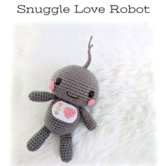 Love Robot amigurumi pattern by AmiAmore