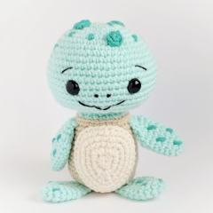 Snuggle Sea Turtle amigurumi pattern by AmiAmore