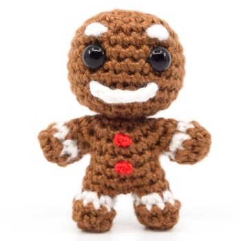 Mini Noso Gingerbread Man amigurumi pattern by Supergurumi