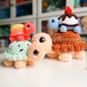 Tessa the Tiny Tortoise - No sew amigurumi pattern by All From Jade