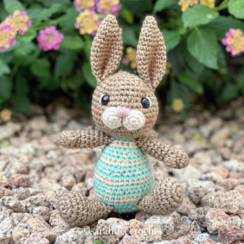 Beans the Easter Egg Bunny amigurumi pattern by SarahDeeCrochet