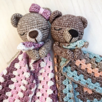 Quin the Bear Lovey amigurumi pattern by SarahDeeCrochet