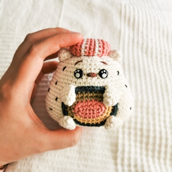 Kawaii Yummies: Uramaki Sushi Bear amigurumi pattern by EMI Creations by Chloe