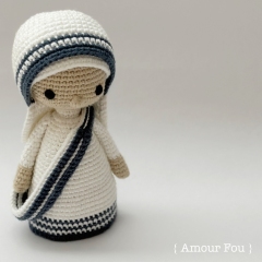 Mother Teresa amigurumi pattern by Amour Fou