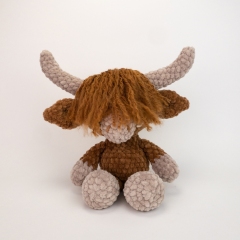 Harry the Highland Cow amigurumi by Theresas Crochet Shop