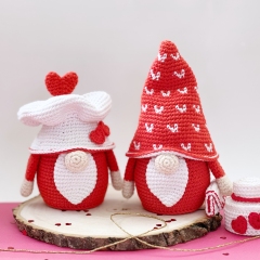 Valentine's Gnome amigurumi pattern by RNata