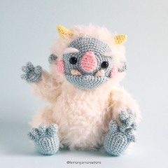 Lumi the Yeti amigurumi by Lemon Yarn Creations