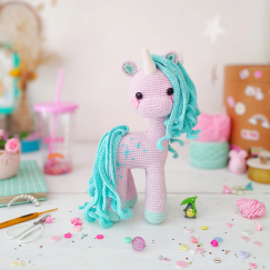 Stars Cream Unicorn