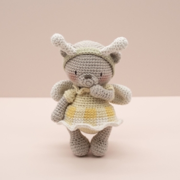 Bessie the teddy bear amigurumi pattern by LittleAquaGirl