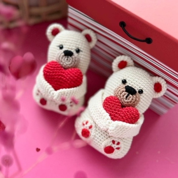 Valentine's Teddy amigurumi pattern by RNata