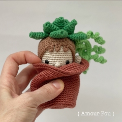 Flora, the Succulent amigurumi pattern by Amour Fou