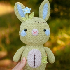 Rob the Rabbit amigurumi pattern by yorbashideout