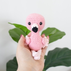 Baby Flamingo amigurumi by Bunnies and Yarn