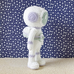 Astronaut amigurumi pattern by Elisas Crochet